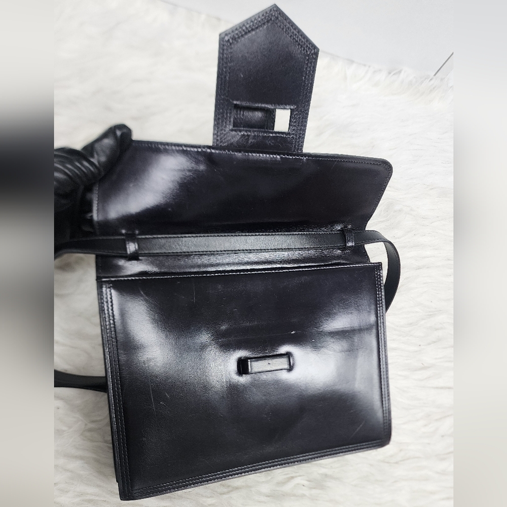 YSL Black Leather Bag – Elegant - Picture 10 of 15